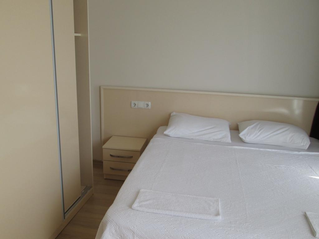 Aza Butik Hotel Kuşadası Exterior photo