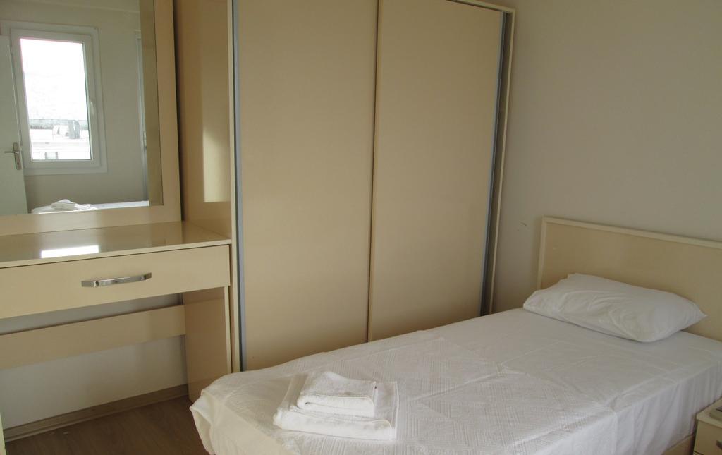 Aza Butik Hotel Kuşadası Exterior photo