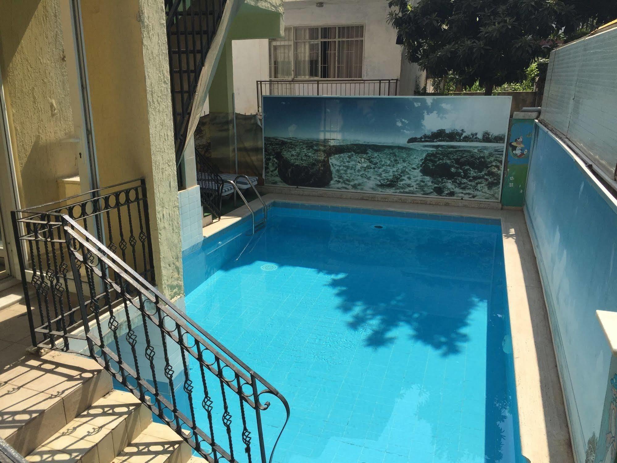 Aza Butik Hotel Kuşadası Exterior photo